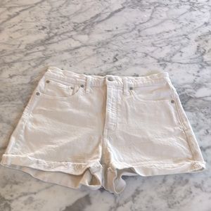White size 29 Madewell denim shorts